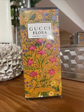🍂 Gucci